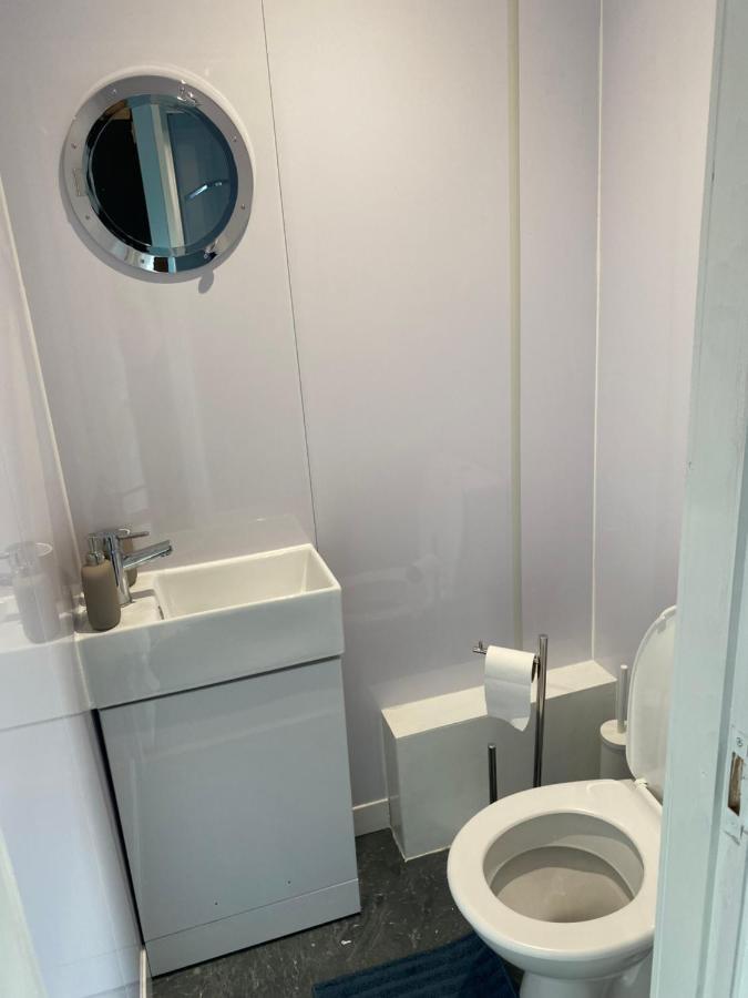 Tegfan -The Anglesey Townhouse Hotel เคอร์นาวอน ภายนอก รูปภาพ