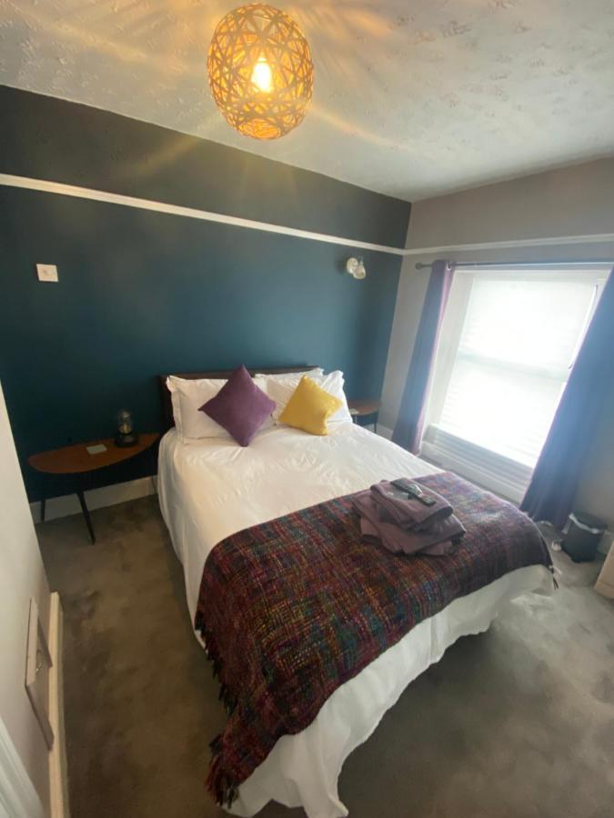 Tegfan -The Anglesey Townhouse Hotel เคอร์นาวอน ภายนอก รูปภาพ